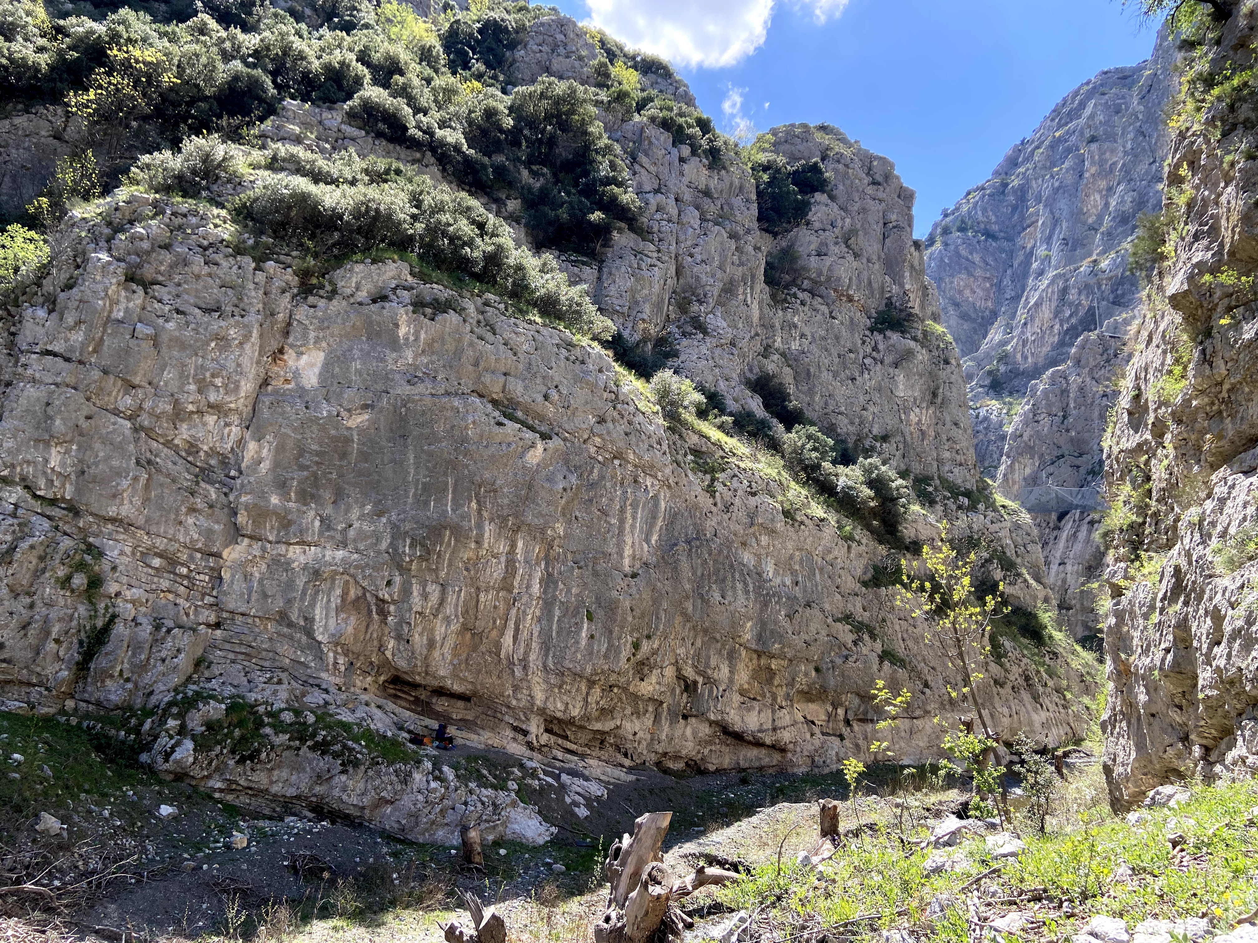 Extensive rock outcrops of the deep gorge of Demir Kapija.